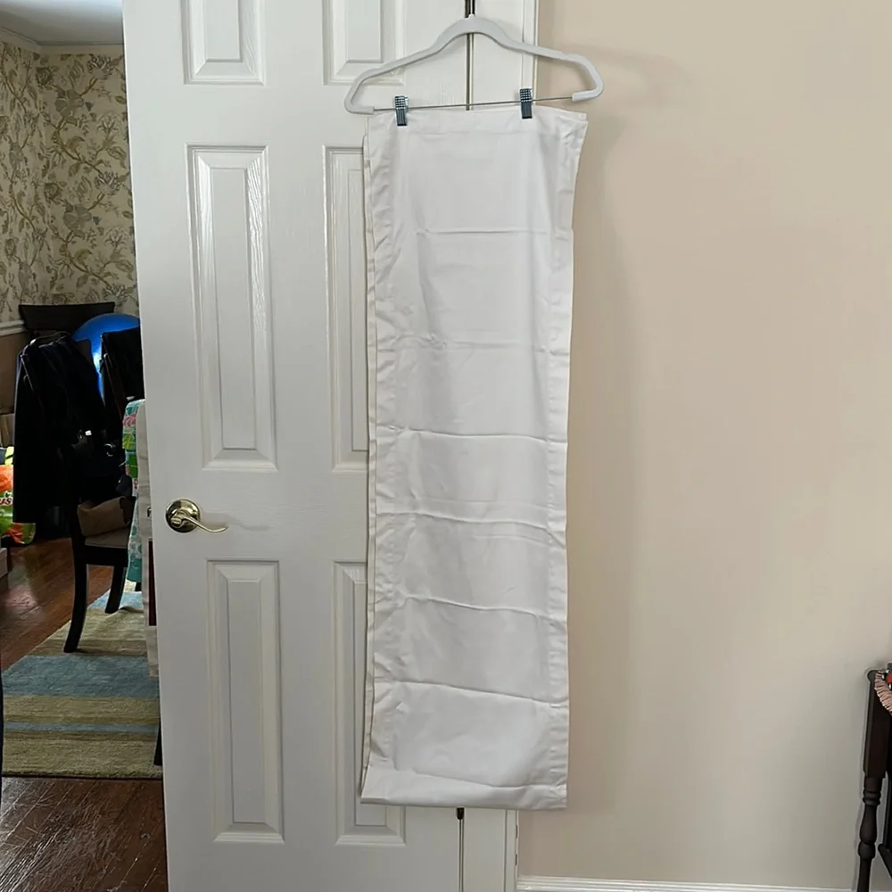 Pottery barn, table runner